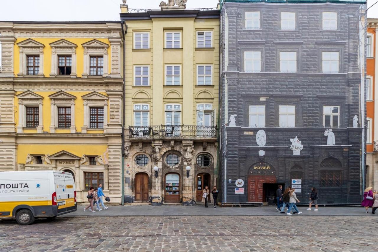 In Town Hostel Lviv Luaran gambar