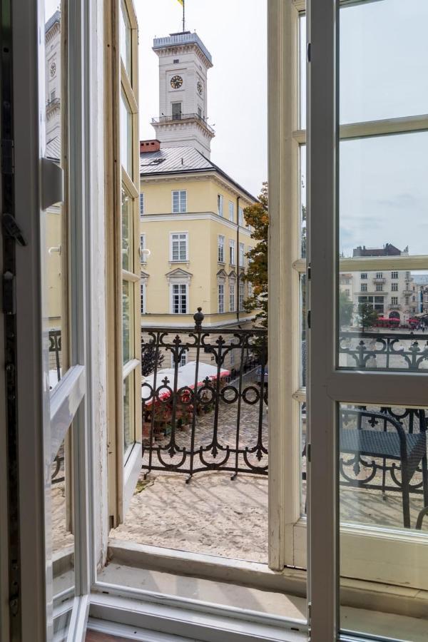 In Town Hostel Lviv Luaran gambar