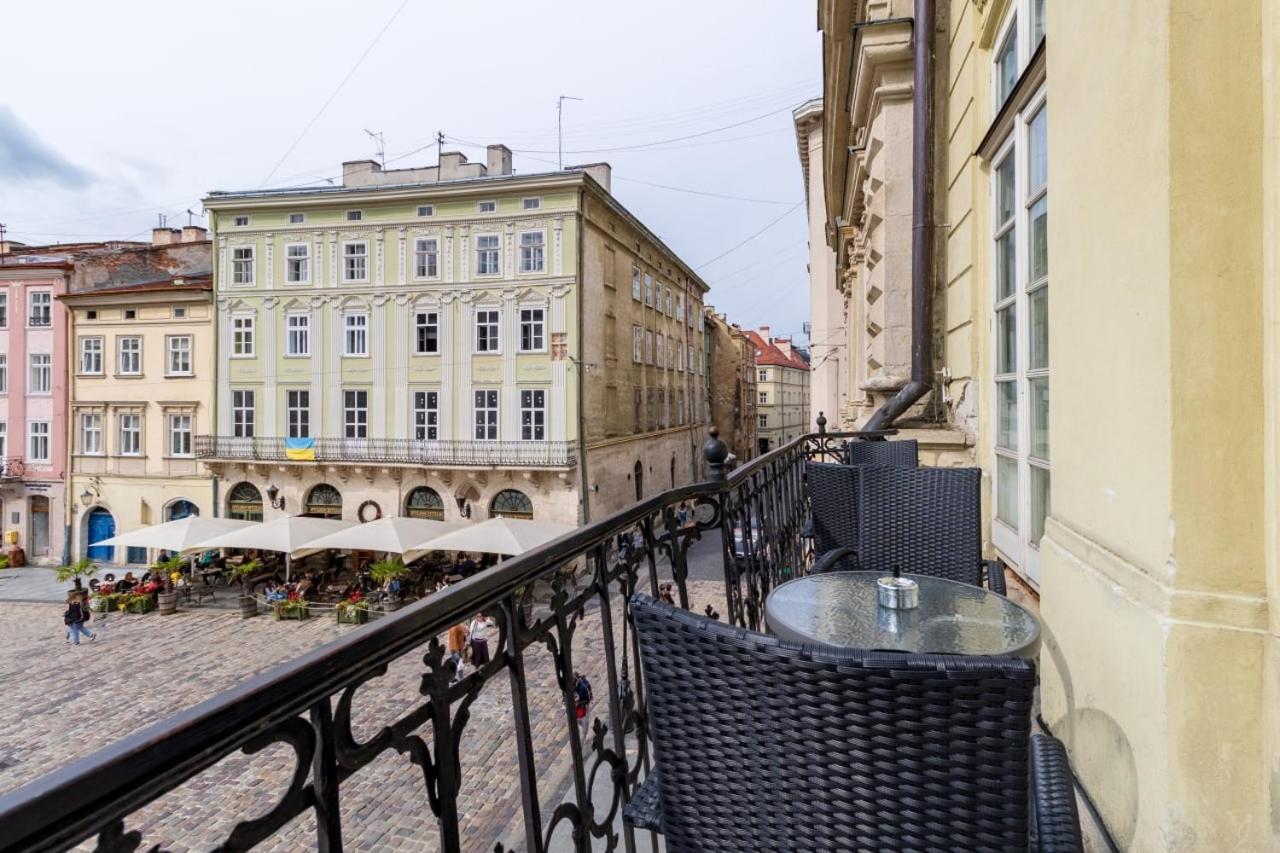 In Town Hostel Lviv Luaran gambar
