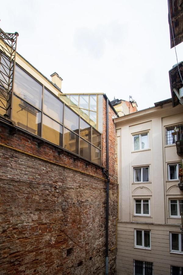 In Town Hostel Lviv Luaran gambar
